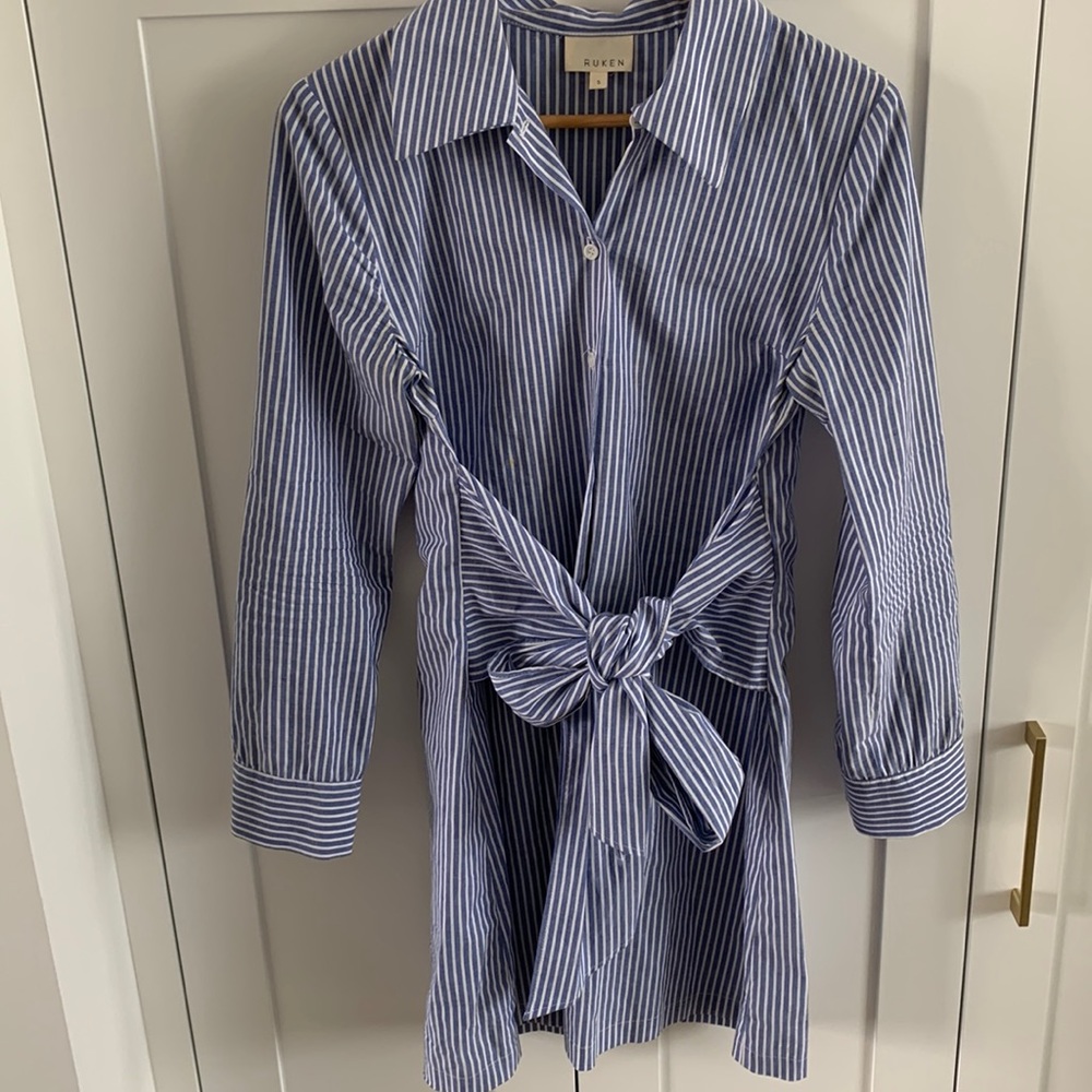 Ruken shirt dress size small with tie front